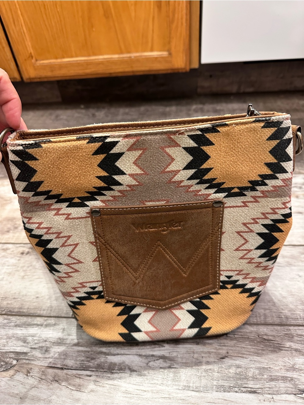 Wrangler Tan & Yellow Aztec Crossbody Bag with Multi Strap - Picture 3 of 14